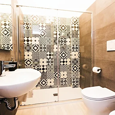 People Travel Guest house 3*