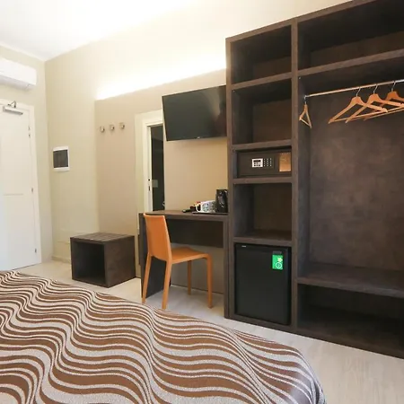 People Travel Guest house