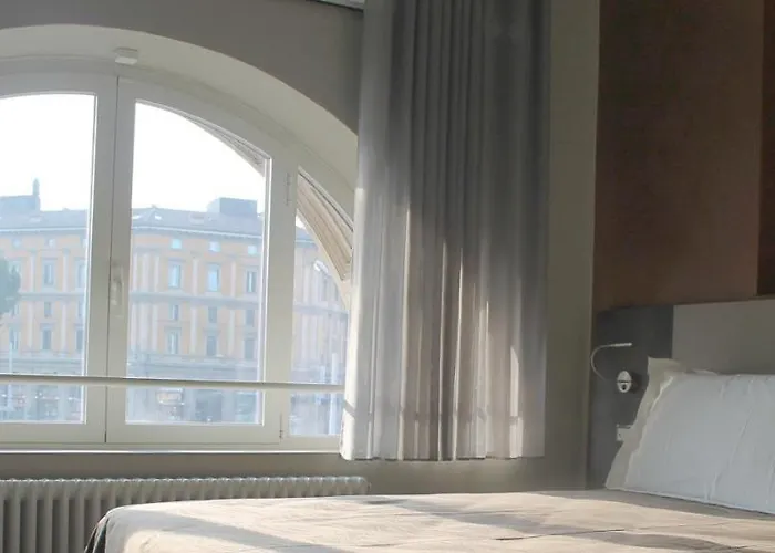 People Travel Pensión 3*