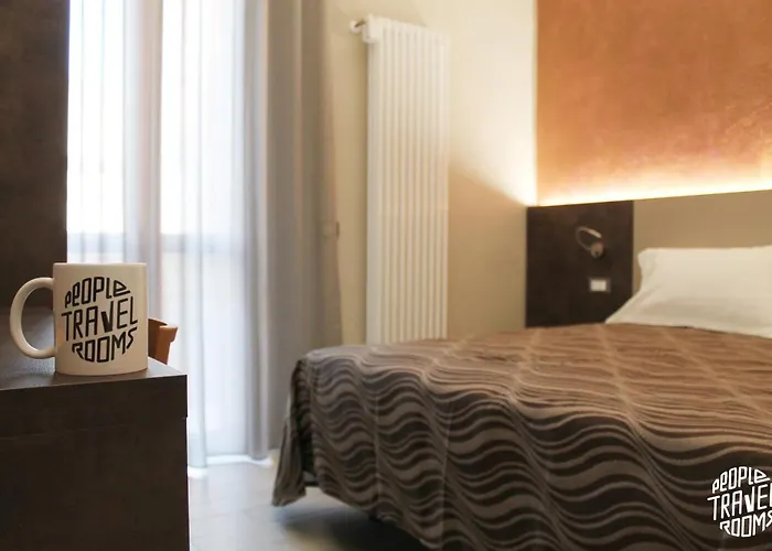 People Travel Bolonha