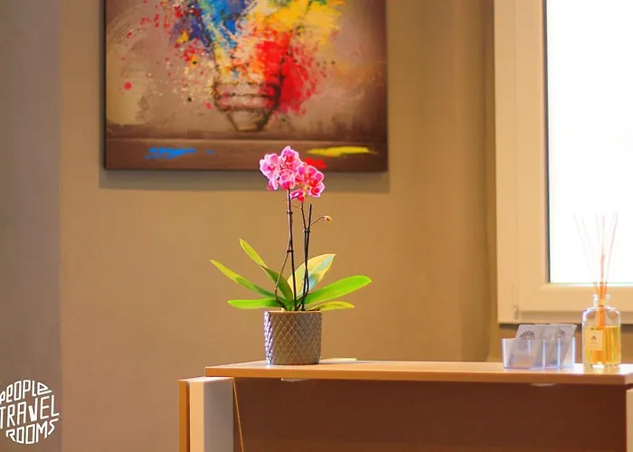 People Travel 3* Bolonia