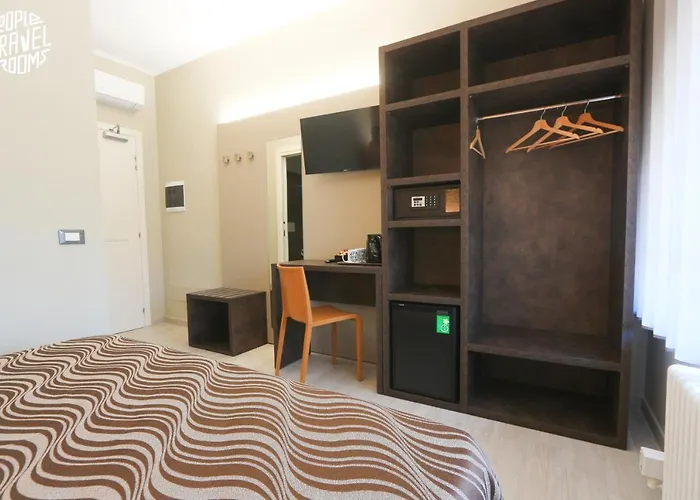 People Travel Casa de hóspedes